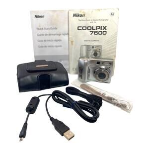 Nikon Coolpix 7600 Silv Digital Camera Case Wrist Strap Cables Guides Tested Lot